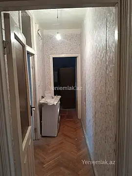 Satılır 5 otaqlı köhnə tikili 125 m²