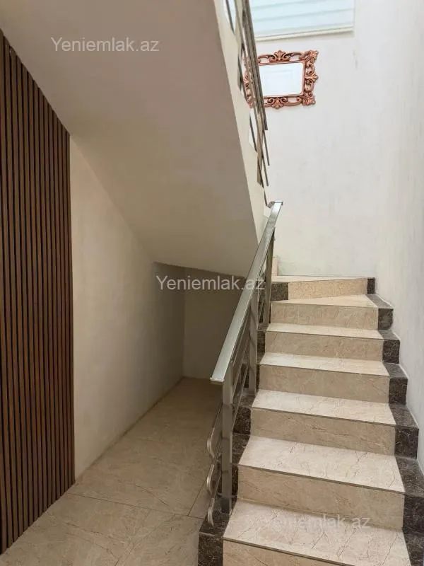 Satılır 5 otaqlı həyət evi 170 m²