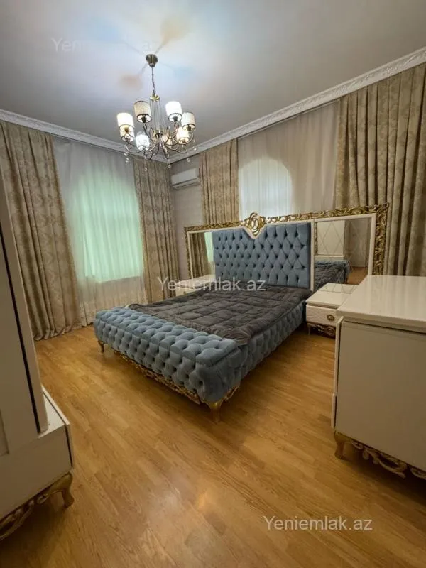 Satılır 5 otaqlı həyət evi 170 m²