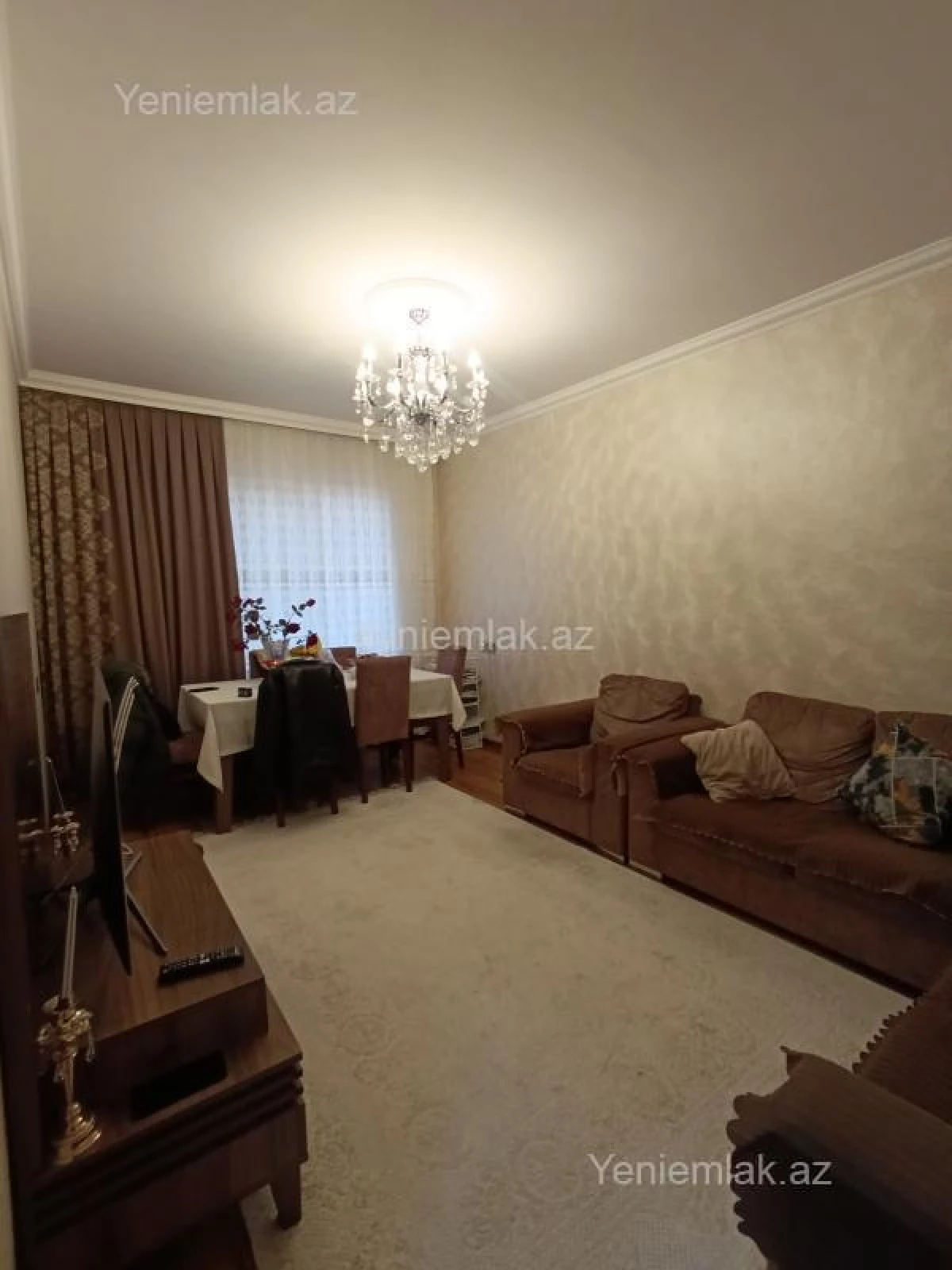 Satılır 3 otaqlı köhnə tikili 90 m²