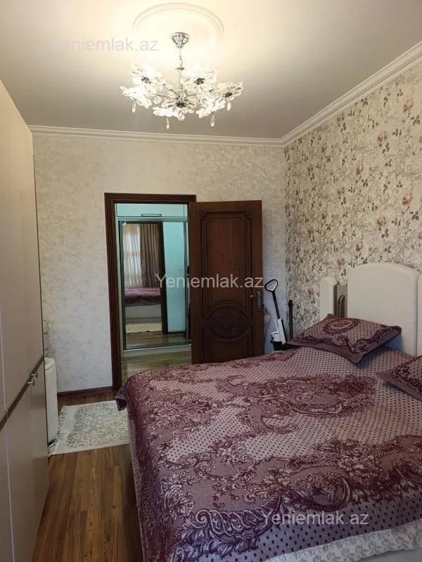 Satılır 3 otaqlı köhnə tikili 90 m²