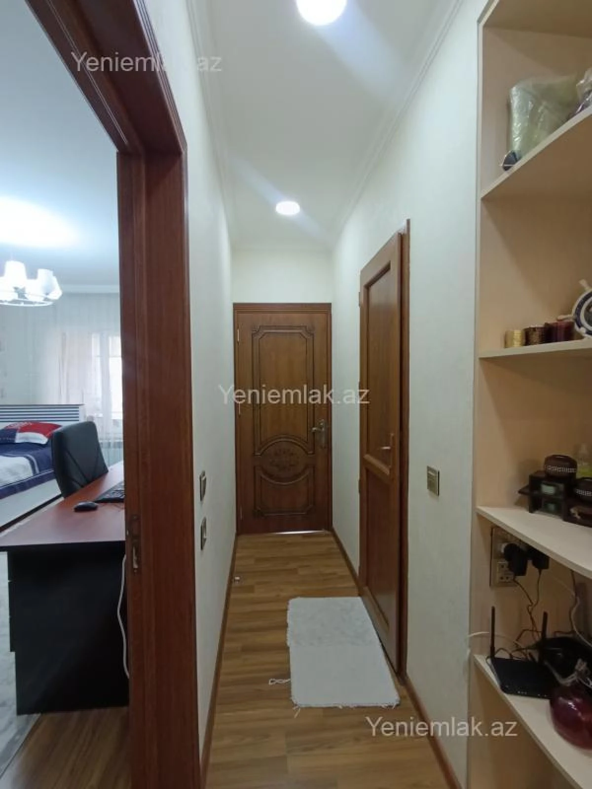 Satılır 3 otaqlı köhnə tikili 90 m²
