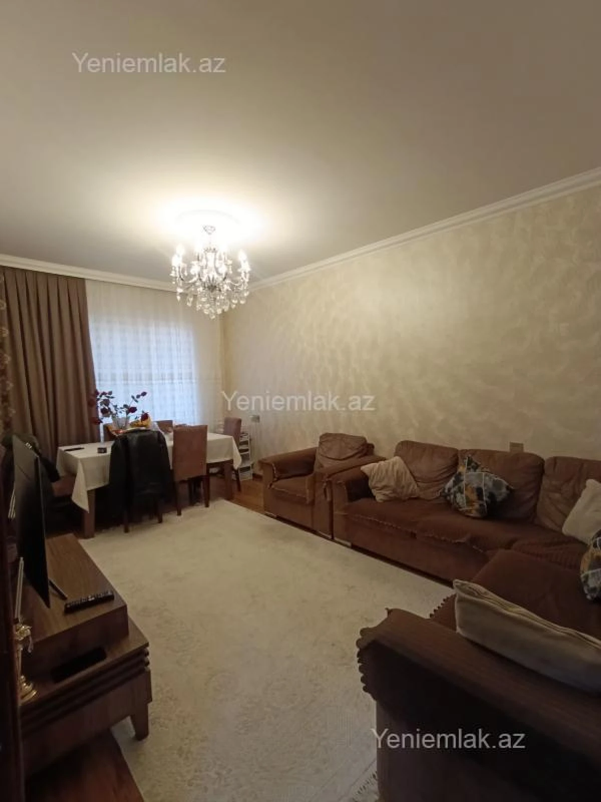 Satılır 3 otaqlı köhnə tikili 90 m²