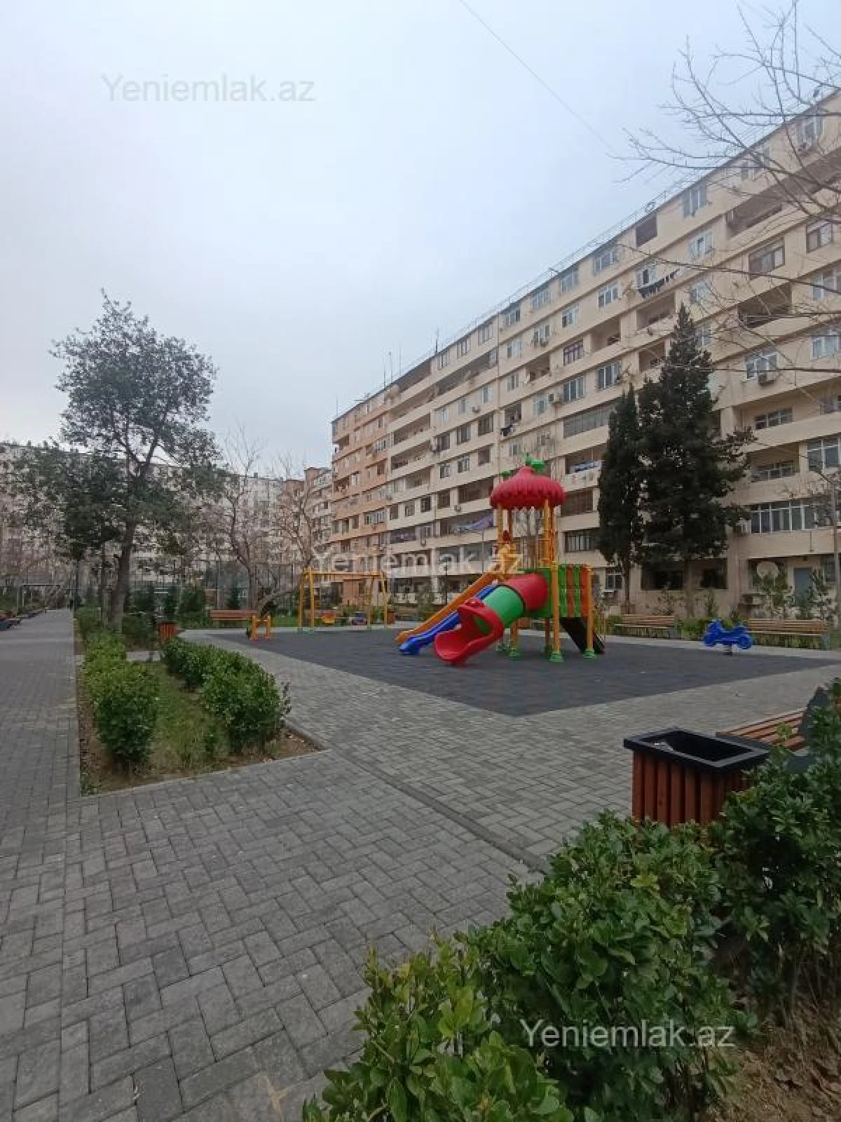 Satılır 3 otaqlı köhnə tikili 90 m²