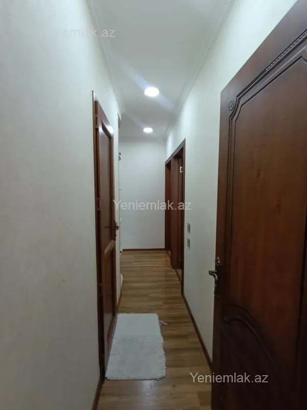 Satılır 3 otaqlı köhnə tikili 90 m²