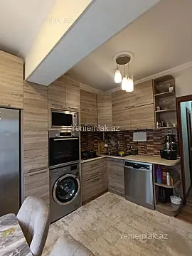 Satılır 3 otaqlı köhnə tikili 90 m²