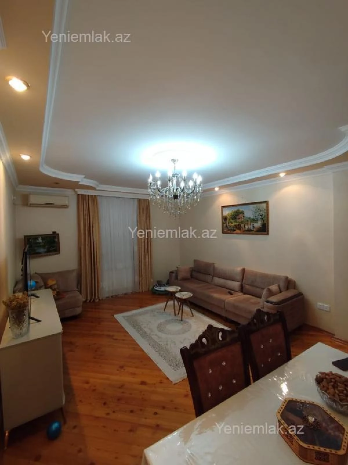 Satılır 2 otaqlı köhnə tikili 70 m²