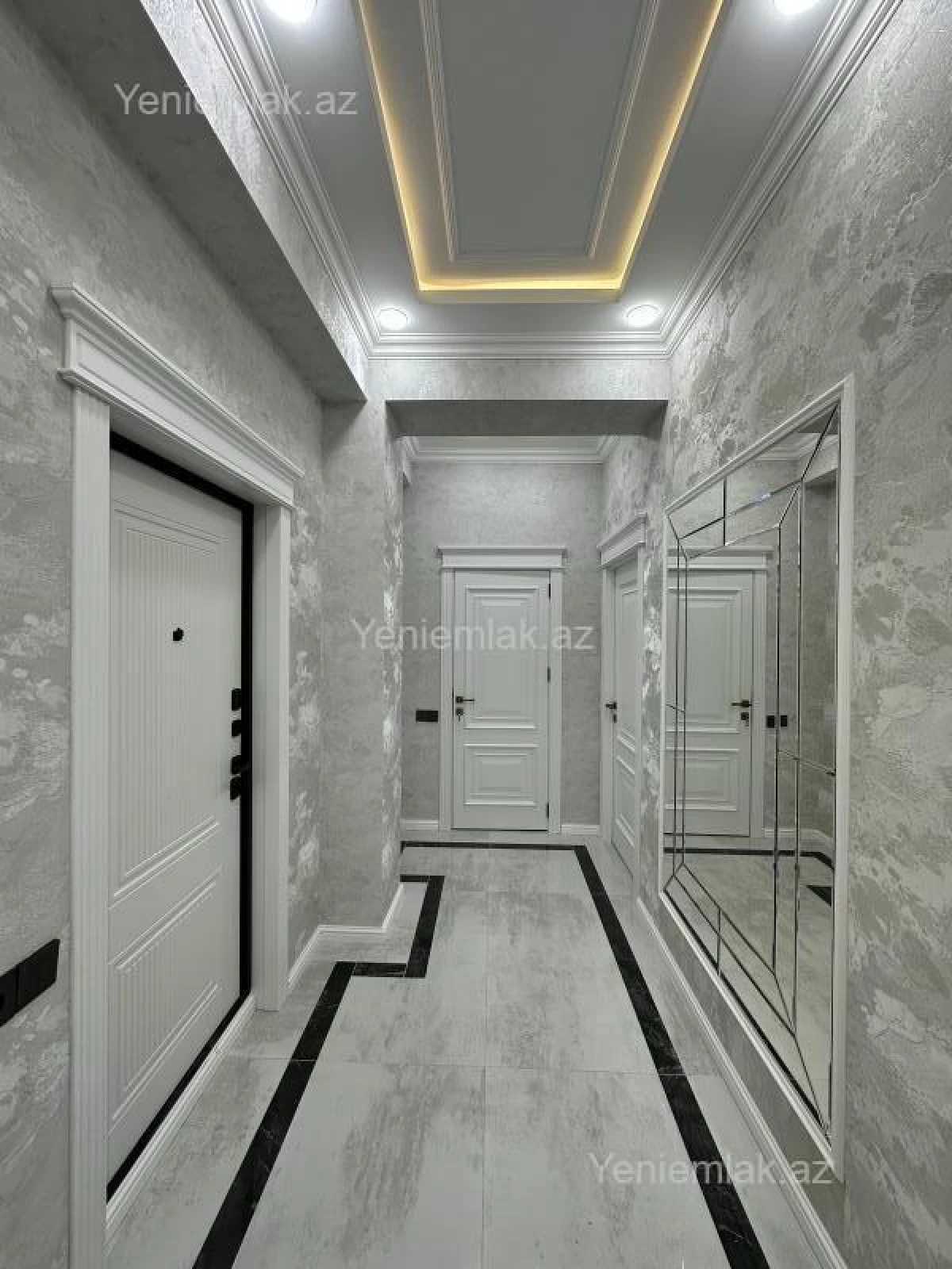 Satılır 2 otaqlı yeni tikili 70 m²