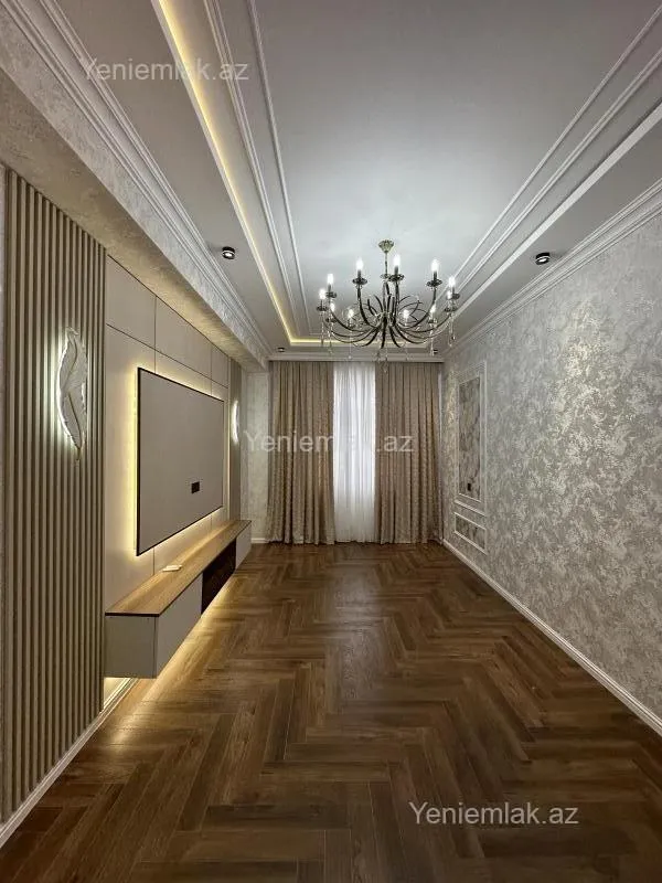 Satılır 2 otaqlı yeni tikili 70 m²