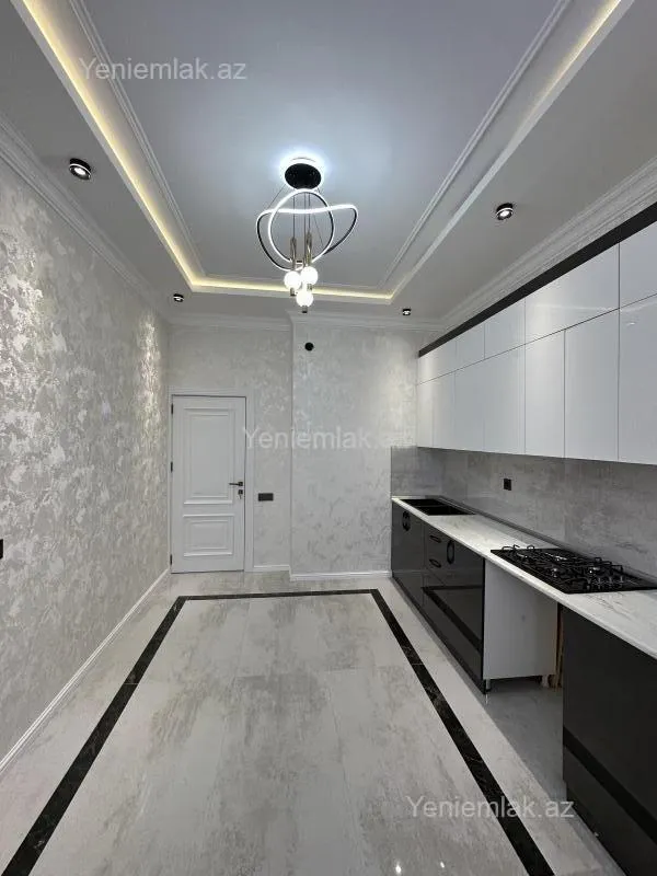 Satılır 2 otaqlı yeni tikili 70 m²