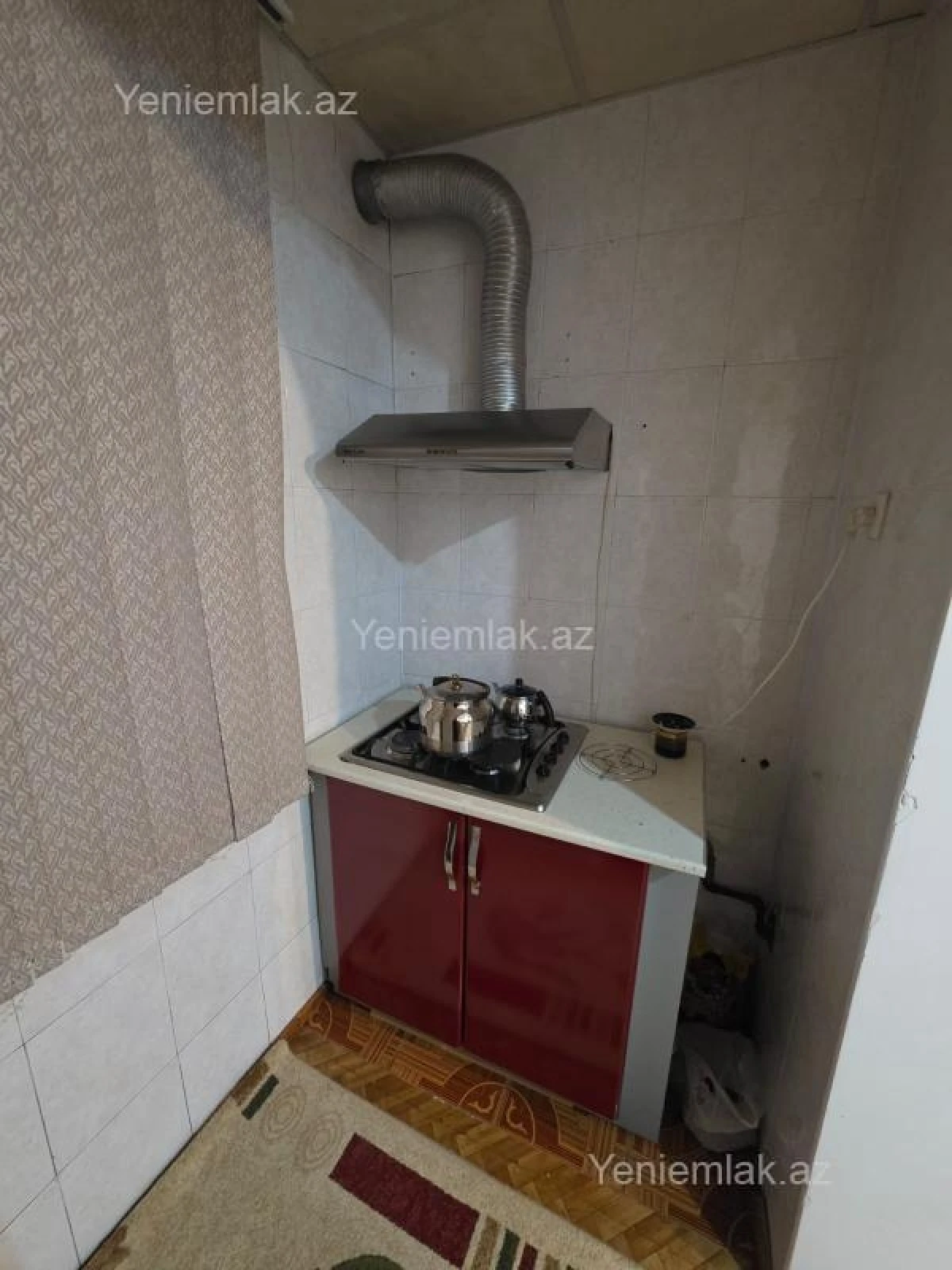 Satılır 4 otaqlı köhnə tikili 90 m²