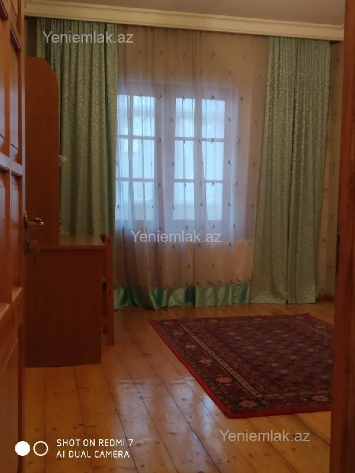 Satılır 4 otaqlı köhnə tikili 123 m²