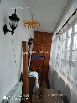 Satılır 4 otaqlı köhnə tikili 123 m²