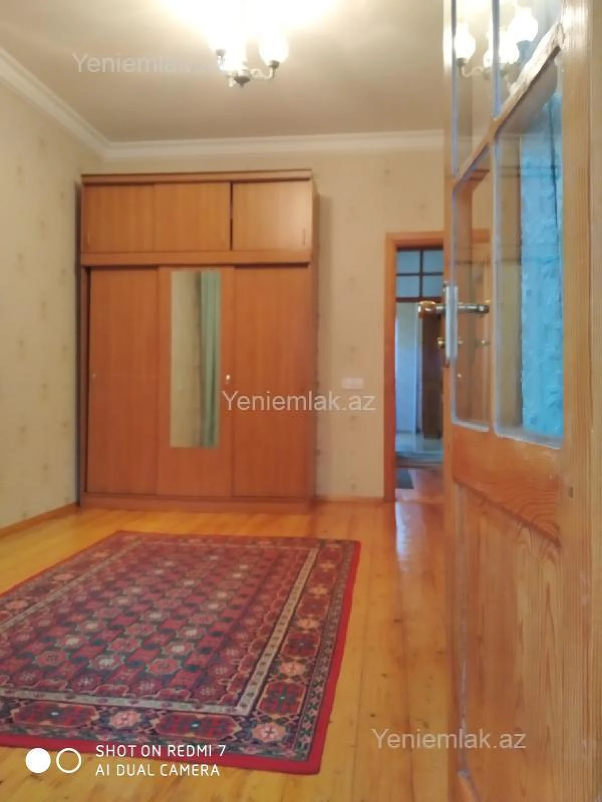 Satılır 4 otaqlı köhnə tikili 123 m²