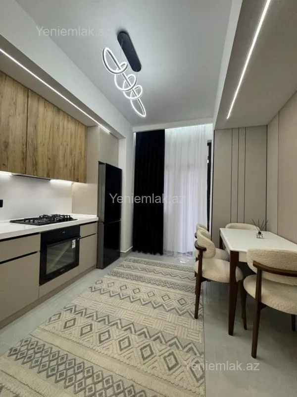 Satılır 3 otaqlı yeni tikili 90 m²