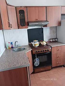 Satılır 2 otaqlı köhnə tikili 60 m²
