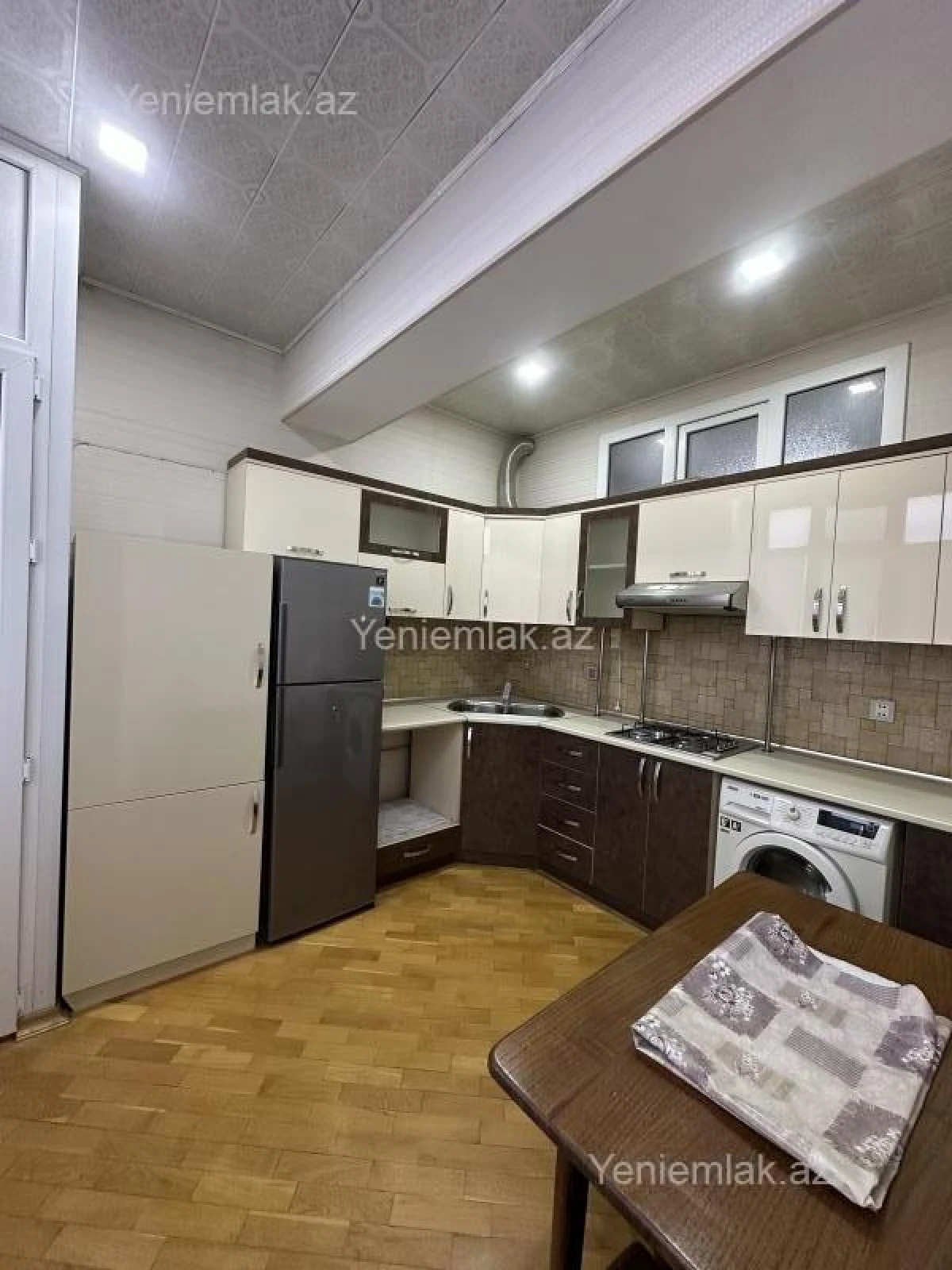 Satılır 3 otaqlı yeni tikili 96 m²