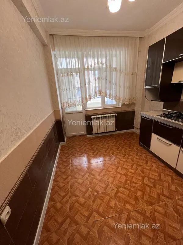 Satılır 3 otaqlı yeni tikili 70 m²