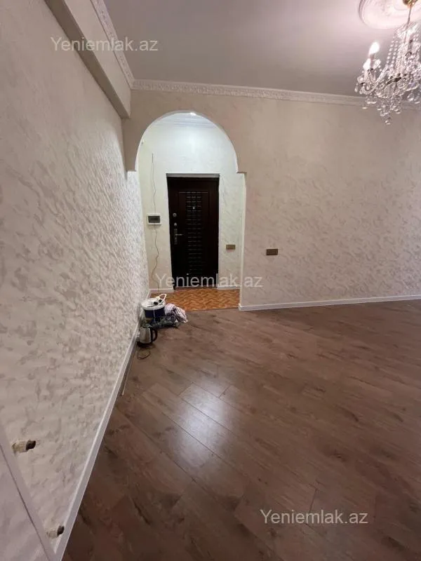 Satılır 3 otaqlı yeni tikili 70 m²