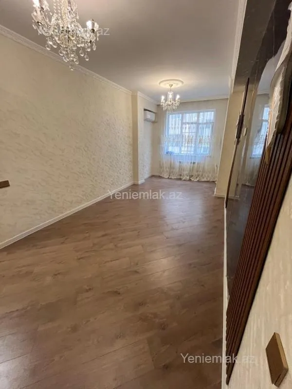 Satılır 3 otaqlı yeni tikili 70 m²