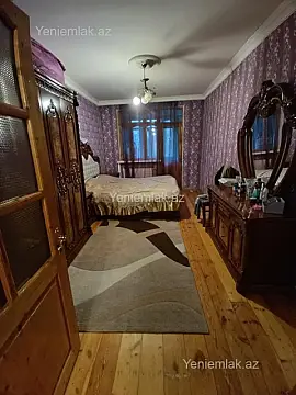Satılır 3 otaqlı köhnə tikili 95 m²