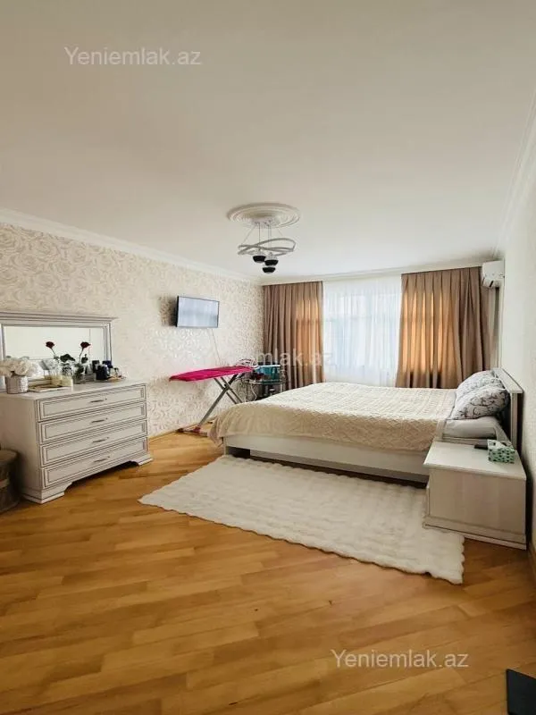 Satılır 3 otaqlı köhnə tikili 70 m²