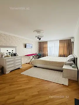 Satılır 3 otaqlı köhnə tikili 70 m²