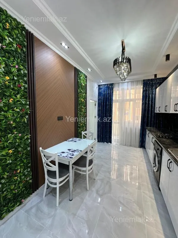 Satılır 3 otaqlı yeni tikili 86 m²