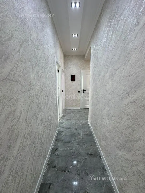 Satılır 3 otaqlı yeni tikili 86 m²