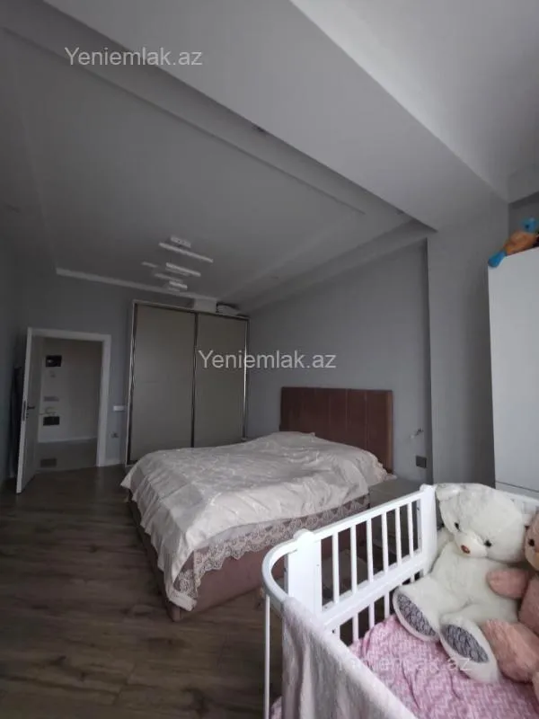 Satılır 2 otaqlı yeni tikili 90 m²