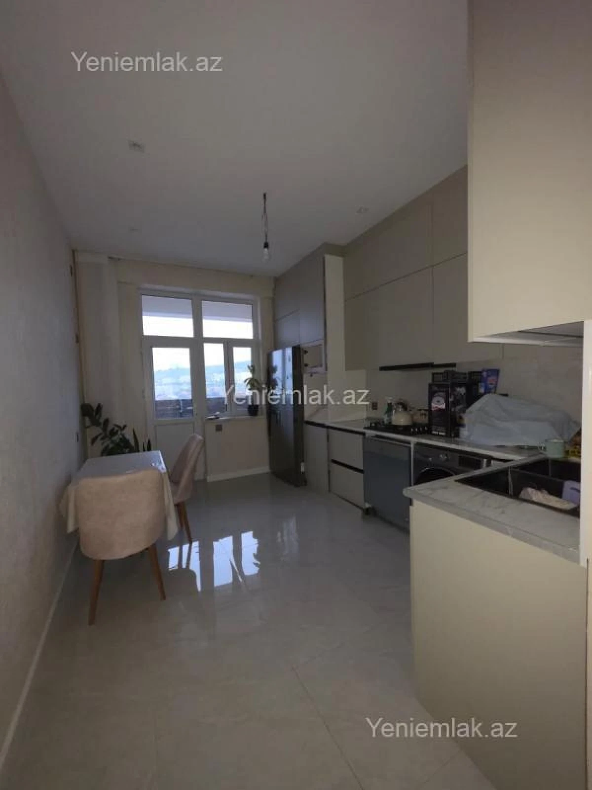 Satılır 2 otaqlı yeni tikili 90 m²