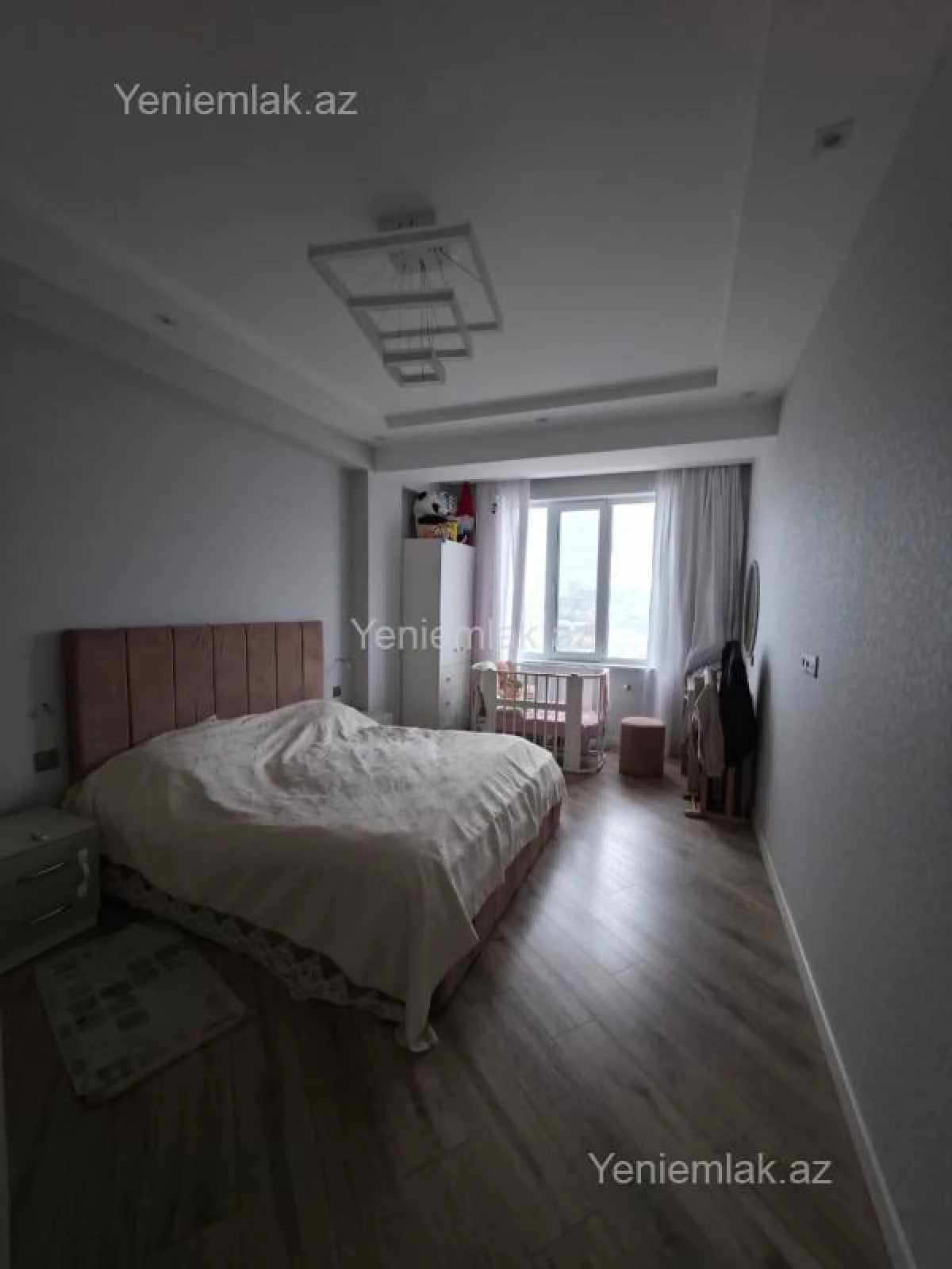 Satılır 2 otaqlı yeni tikili 90 m²