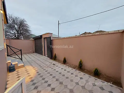 Satılır 3 otaqlı həyət evi 100 m²