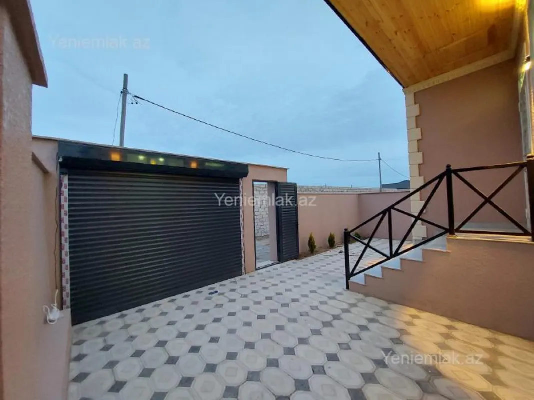 Satılır 3 otaqlı həyət evi 100 m²