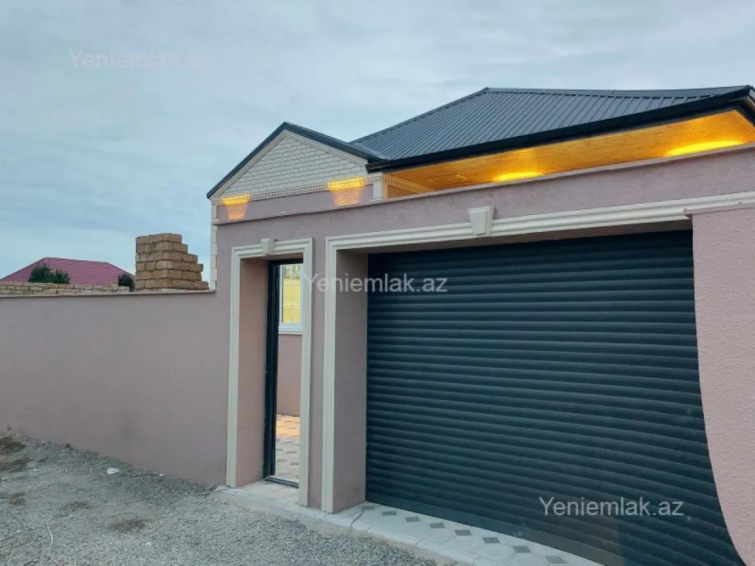 Satılır 3 otaqlı həyət evi 100 m²