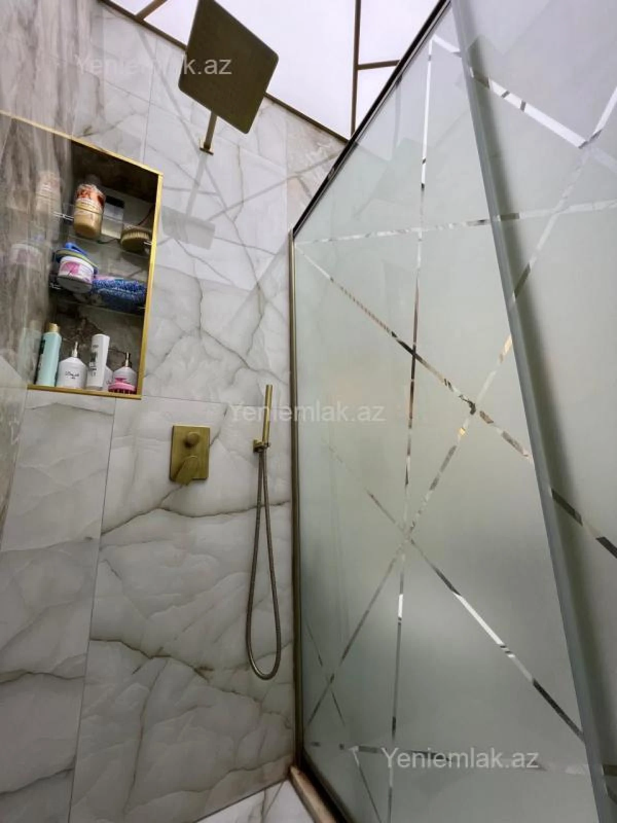 Satılır 2 otaqlı yeni tikili 100 m²