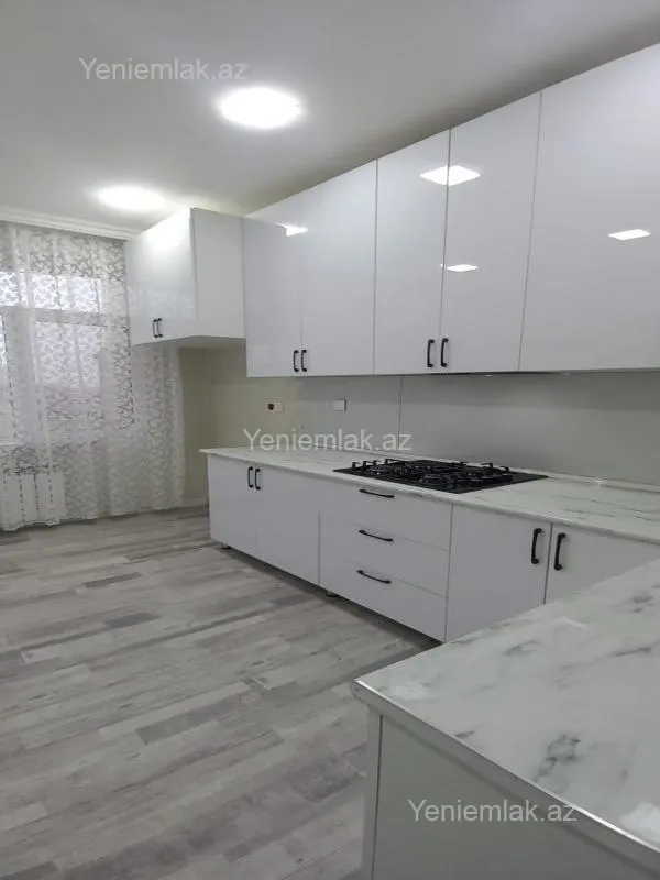 Satılır 2 otaqlı yeni tikili 65 m²