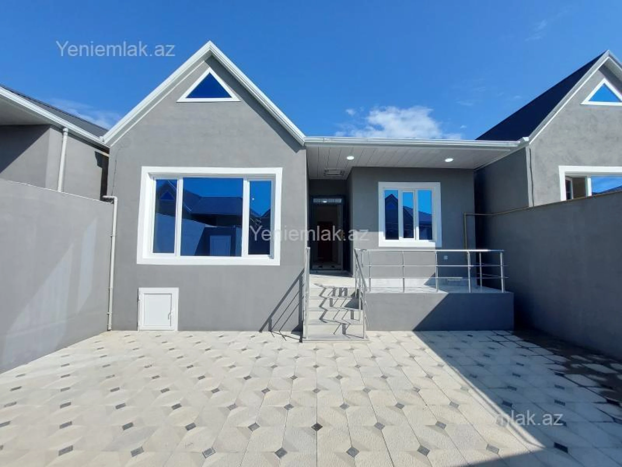 Satılır 3 otaqlı həyət evi 100 m²