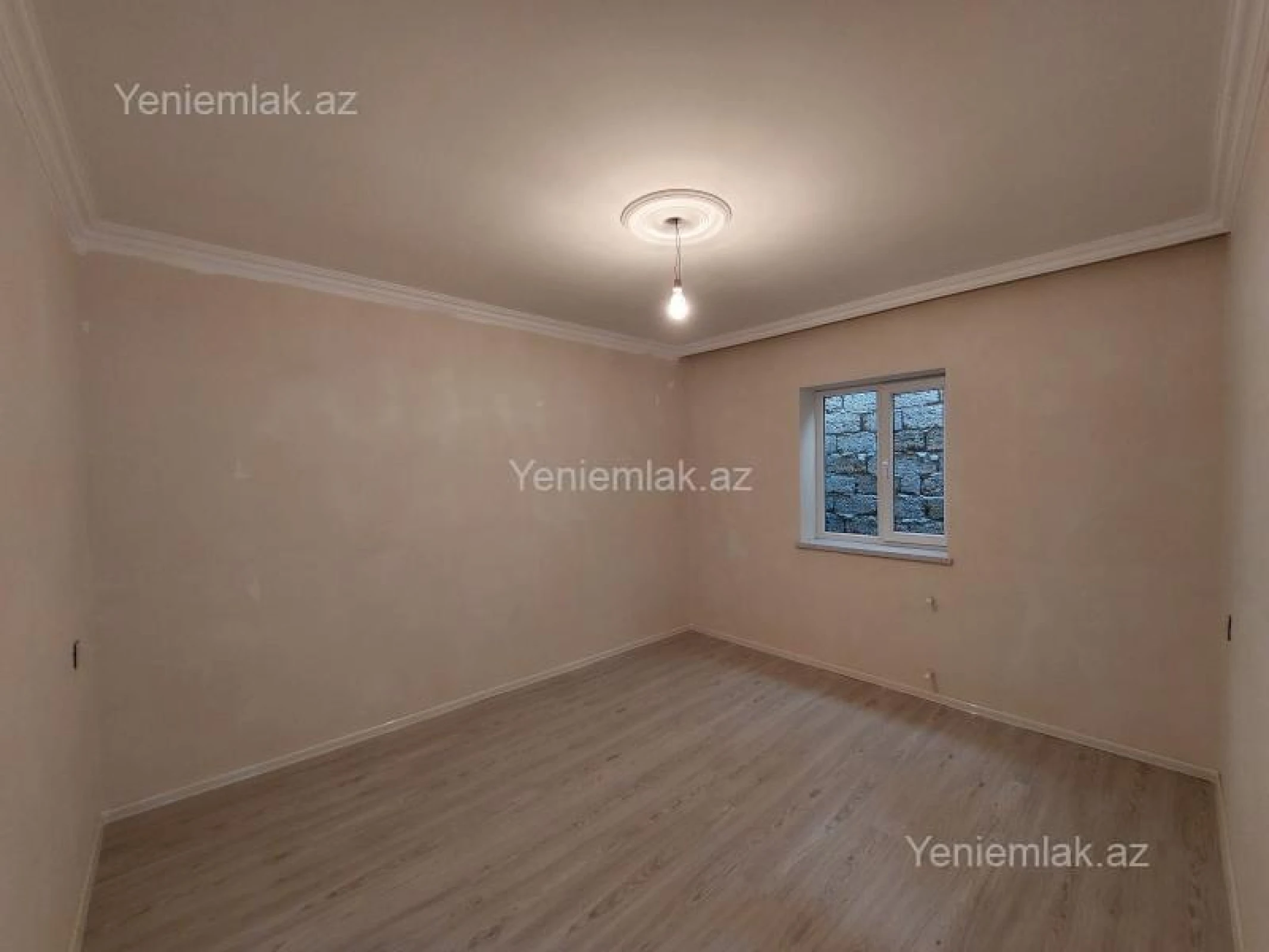 Satılır 3 otaqlı həyət evi 100 m²