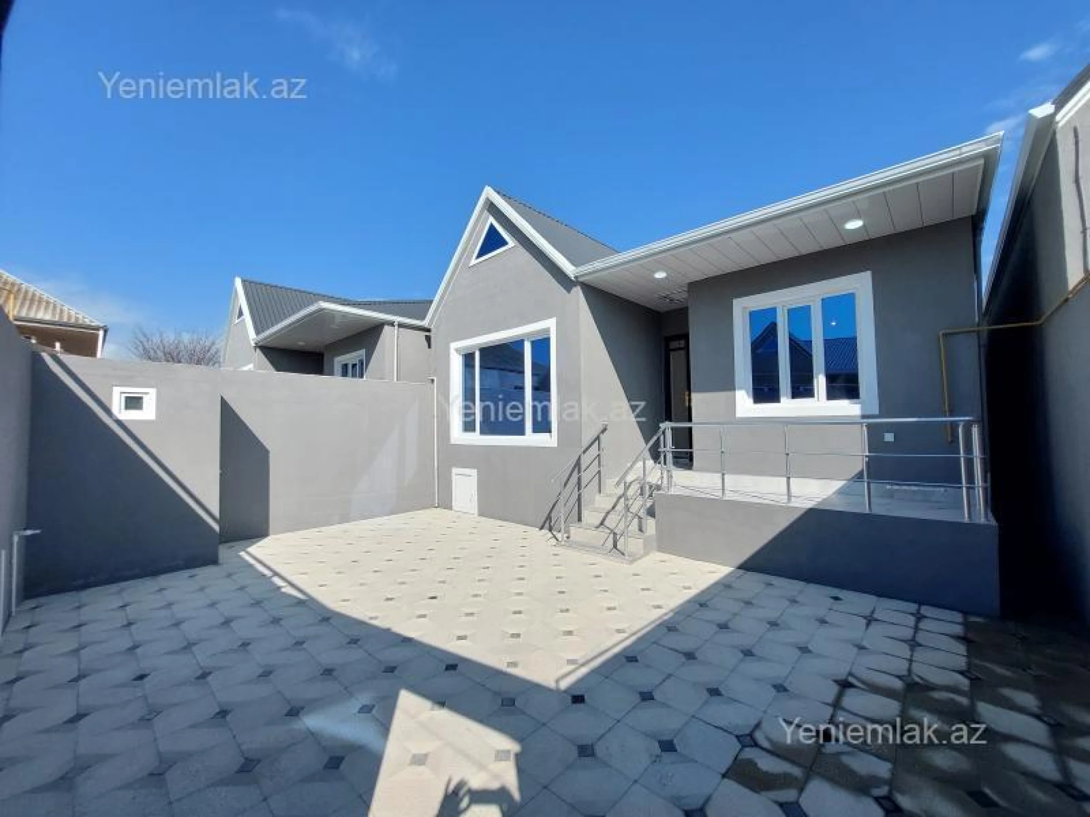 Satılır 3 otaqlı həyət evi 100 m²