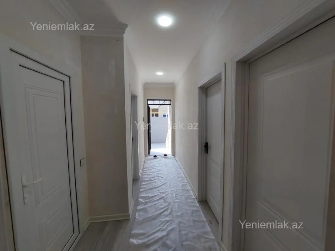 Satılır 3 otaqlı həyət evi 100 m²