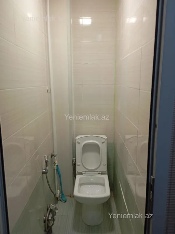 Satılır 3 otaqlı köhnə tikili 80 m²