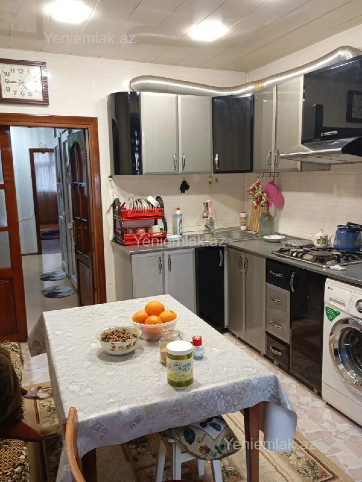 Satılır 3 otaqlı köhnə tikili 80 m²