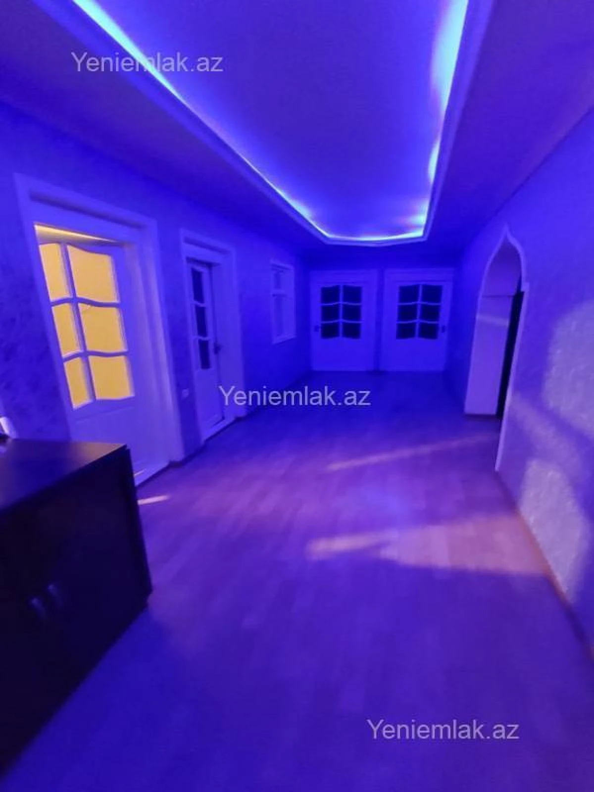 Satılır 7 otaqlı həyət evi 300 m²