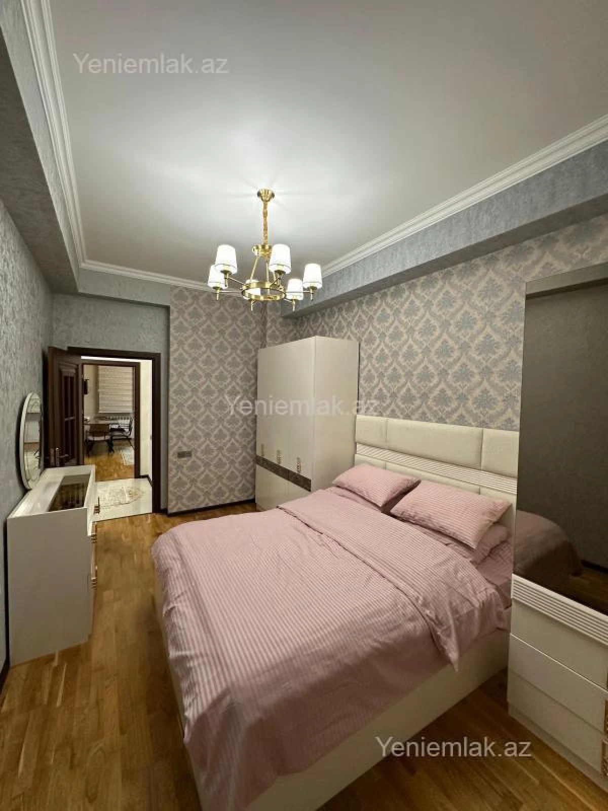 Satılır 2 otaqlı yeni tikili 68 m²