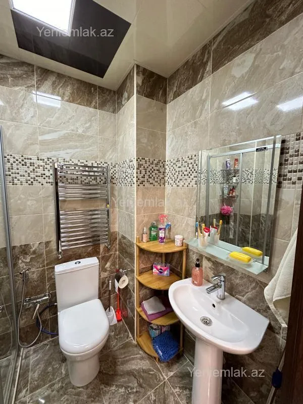 Satılır 2 otaqlı yeni tikili 68 m²