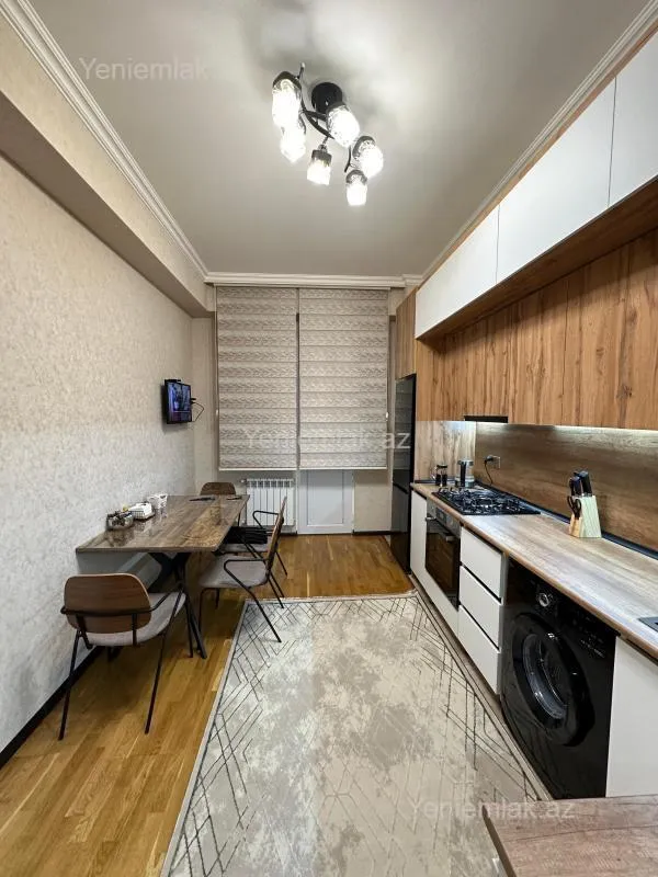 Satılır 2 otaqlı yeni tikili 68 m²