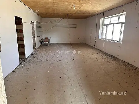 Satılır 3 otaqlı həyət evi 240 m²