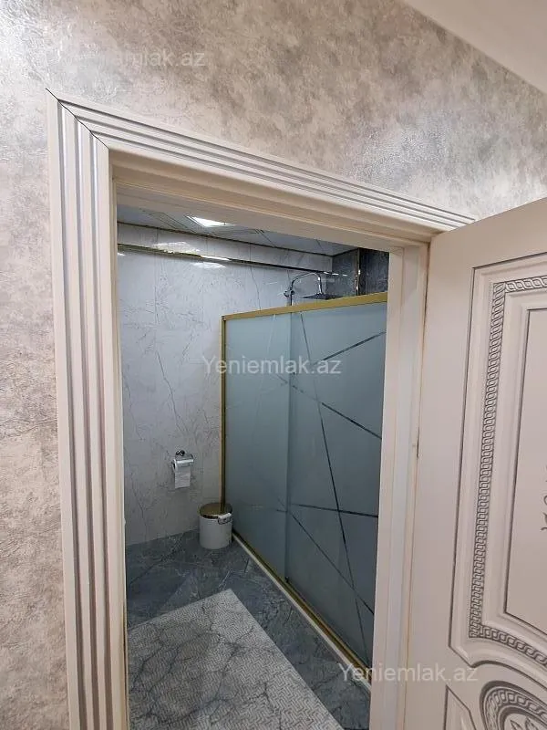 Satılır 3 otaqlı yeni tikili 127.3 m²