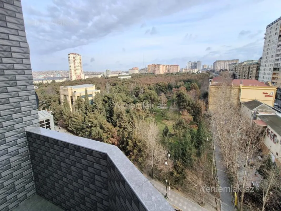 Satılır 3 otaqlı yeni tikili 127.3 m²